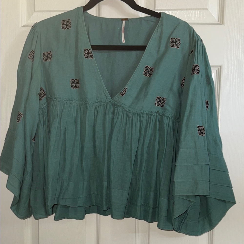 Free people teal  V-Neck Boho embroidered Top